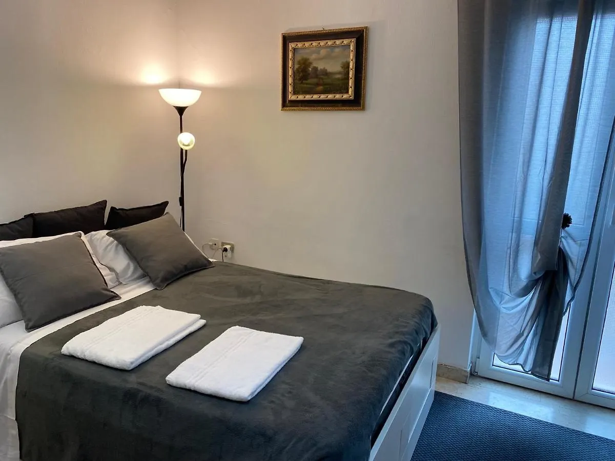 Apartamento Short Rent Milan Porta Vittoria 0*,